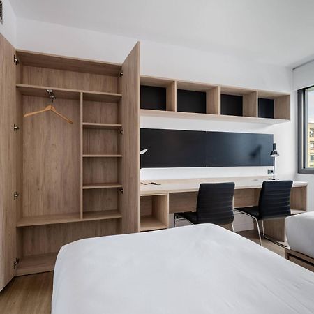 Micampus Pamplona Student Residence Eksteriør billede