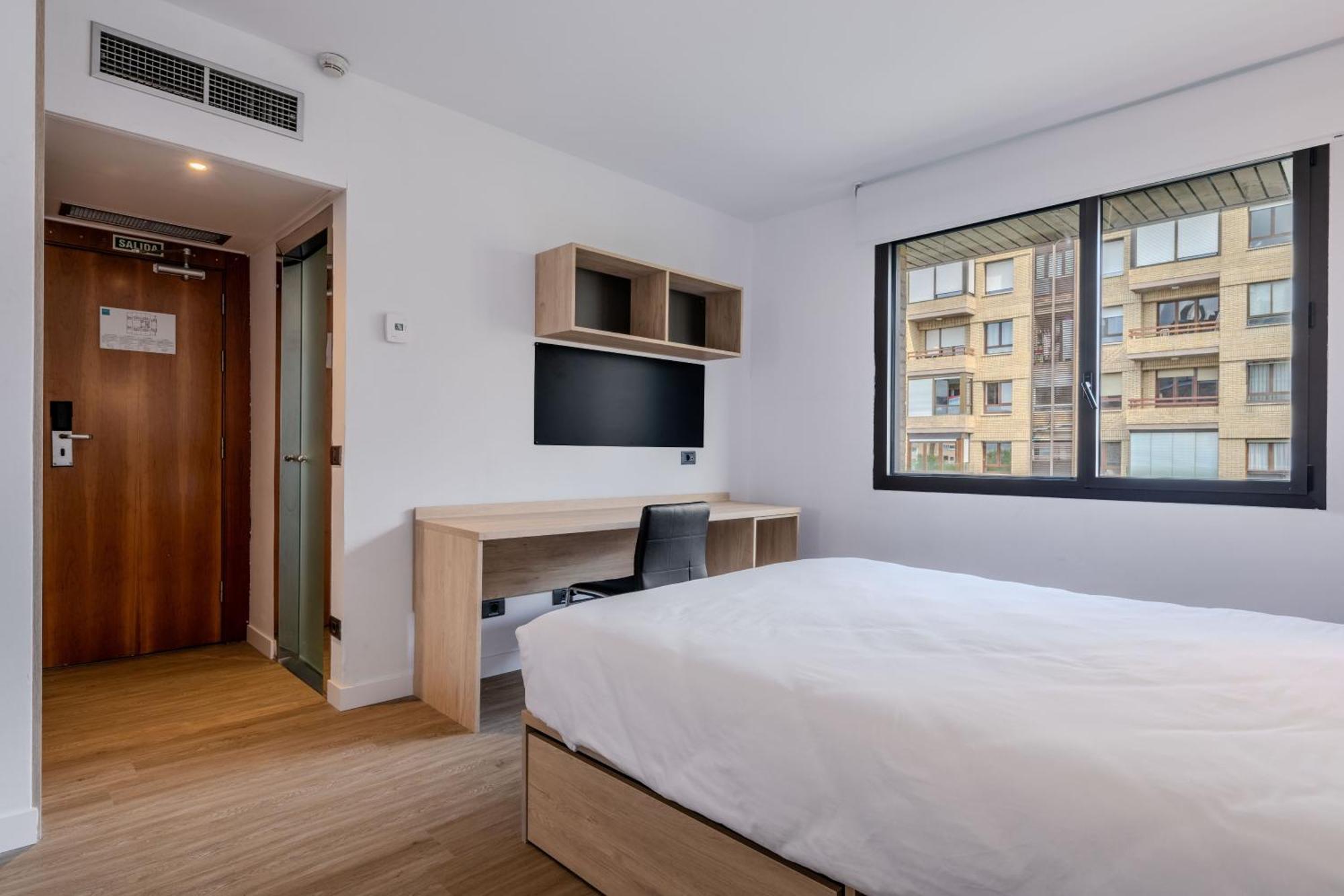 Micampus Pamplona Student Residence Eksteriør billede